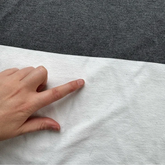 COS LONG SLEEVES COLORBLOCK HEAVYWEIGHT TEE - M - Picture 10 of 10